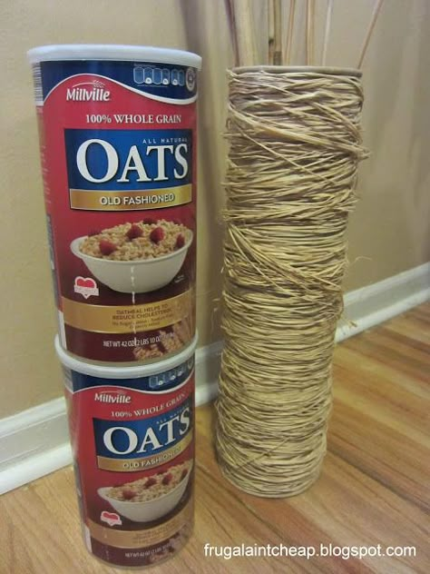 Tall "Vase" from oatmeal containers ... AHHH YES! save some $ 40 with this one.. genius! Oatmeal Container, Vase Project, Wedding Invitation Kits, Diy Upcycling, Tall Vase, Deco Floral, Tall Vases, Décor Diy, Wedding Invitations Diy