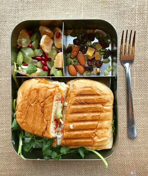 Lunchbox Ideas Highschool, Aesthetic Lunch Ideas For School, Lunch Aesthetic School, School Lunch Ideas For High Schoolers, Healthy Packed Lunches, School Lunch Recipes, Healthy Lunch Snacks, Healthy Lunch Meal Prep, Healthy School Lunches