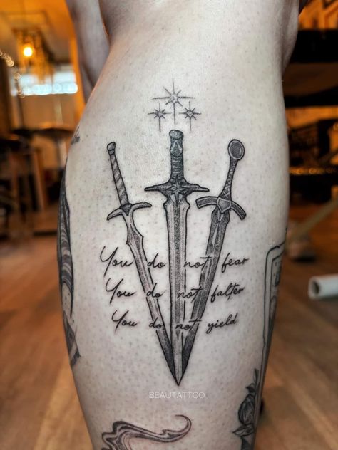 Throne Of Glass Tattoo, Glass Tattoo, Le Tattoo, Whimsical Tattoos, Bookish Tattoos, Cute Tiny Tattoos, Arm Band Tattoo, Book Tattoo, Band Tattoo