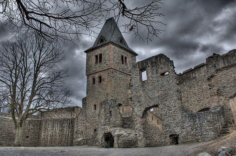 Frankenstein Castle, Darmstadt, Germany -- just had to go see this one....just because. Castle Frankenstein, Frankenstein Castle, Old Castle, Chateau Medieval, European Castles, Germany Castles, Castle Ruins, Mary Shelley, Beautiful Castles