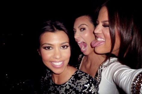 follow me for more of kim kardashian Kardashian 2000s, Kim Khloe Kourtney, Kardashian Sisters, Kim And Kourtney, Kardashian Jenner Family, 2000s Girl, Kardashians Jenner, Jenner Family, Kim Kardashian Style