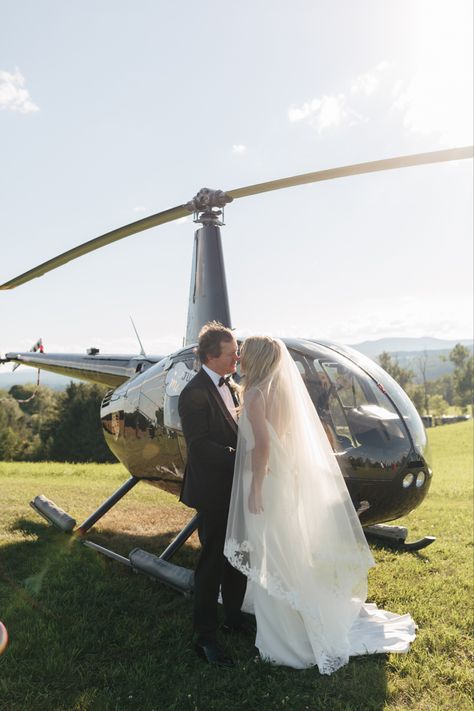 Pilot and Copilot Helicopter Wedding, Niagara Falls, Helicopter, Natural Landmarks, Travel, Nature