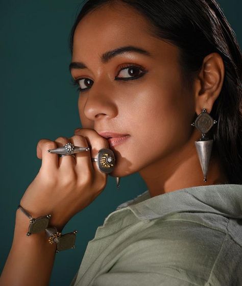 Jewellery Shots, Bhavya Ramesh, Customer Profile, Jewellery Shoot, Modern India, Womens Silver Jewelry, Bracelets And Rings, Shopping Coupons, Indo Western