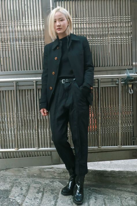 Black Long Sleeve Undershirt Outfit, Women Dressing Masculine, All Black Outfit Nonbinary, Masculine Womens Fashion, Formal Nonbinary Outfits, Outfit Ideas For Masculine Women, Sarahcore Outfits, Fancy Androgynous Outfits, Womens Masculine Outfits