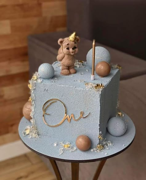 Birthday Cake For 1st Birthday, Dusty Blue Cake, Cake 1 Year Boy, Birthday Cake One Year, Cake Baby Birthday, Gateau Baby Shower Garcon, Cake One Year, Cake For 1st Birthday, Birthday Cake 1st