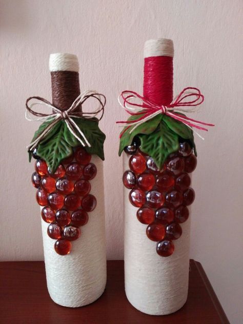 Wine Bottle Project, Recycled Wine Corks, Recycled Wine Bottles, Glass Bottle Diy, Wine Craft, Diy Glass Bottle Crafts, Christmas Wine Bottles, Wine Glass Art, Wine Bottle Art