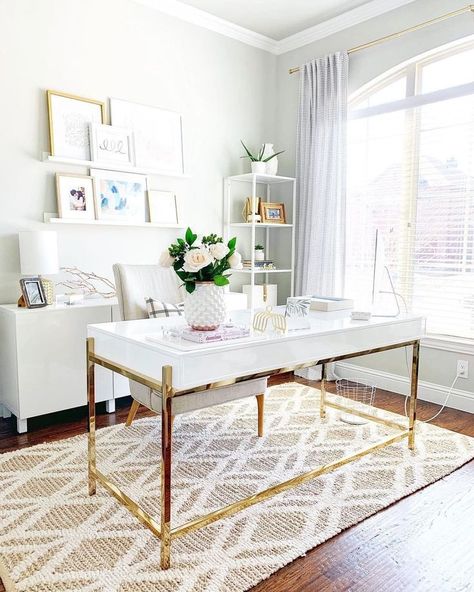 #LTKhome on Instagram: “⁣Swoon-worthy office details care of @threetimesahome #homedecor Pastel Desk, Set Meja Makan, Office Details, Cozy Home Office, Brass Furniture, Office Workspace, White Desks, Chic Office, Home Office Space