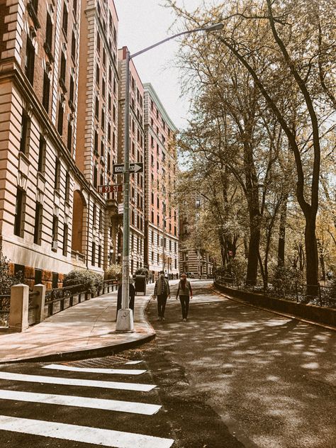 7 Instagrammable Places in Upper West Side New York City Upper West Side New York, West Side New York, Upper West Side Nyc, York Things To Do, New York Neighborhoods, New York City Aesthetic, Ny Life, New York Pictures, Riverside Park