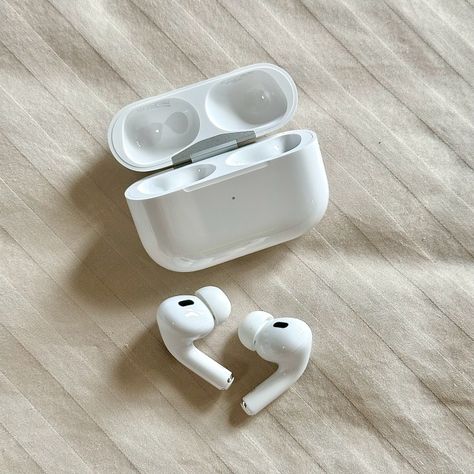 Apple AirPods Pro 2 review: Beyond noise cancellation and sound quality, here are these upgrades →Review now: https://bit.ly/3DKgt65 #apple #AirPodsPro2 #tws #anc #truewireless #twsearbuds #ancheadphones #truewirelessearphones #hearingaid #hearingaidearphones Fone Apple, Apple Earphones, Best Earbuds, Airpods Apple, Sony Headphones, Apple Airpods 2, Apple Airpods Pro, Apple Model, Buy Apple