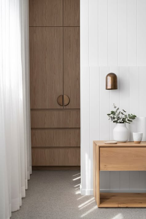 Walk Through Wardrobe To Ensuite, Ensuite And Walk In Robe Layout, Walk In Robe Designs, Narrow Wardrobe, Bedroom Robes, Walk In Wardrobe Design, Coral House, Renovation Tips, Wardrobe Door Designs