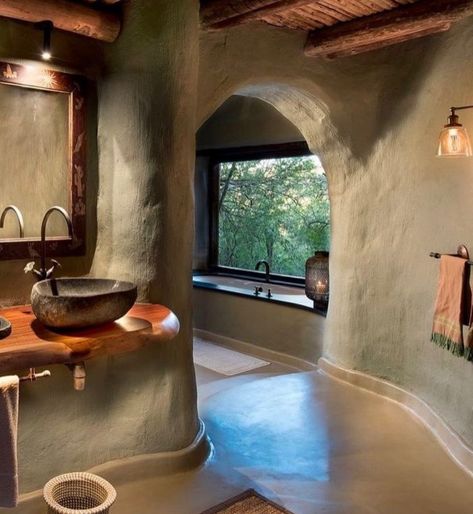 Adobe Style Bathroom, Cob House Bathroom Ideas, Mudbrick Home, Natural Cafe Design, Earthship Bathroom, Modern Mud House, Cob House Interior, Earthen Home, Shop Architecture