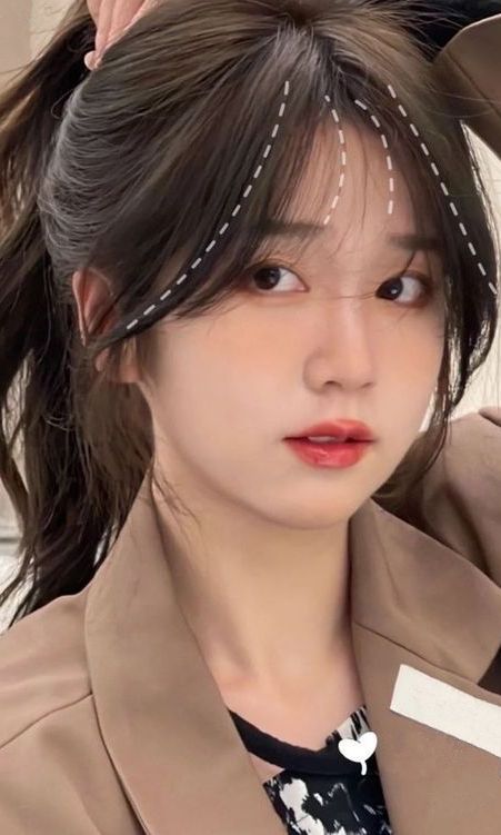 Korean bangs: wispy bangs + side bangs Hairstyle Asian, Korean Bangs Hairstyle, Korean Bangs, Pretty Hair Cuts, Cute Bangs, Hair Inspiration Long, How To Cut Bangs, Bangs With Medium Hair, Hairstyles For Layered Hair