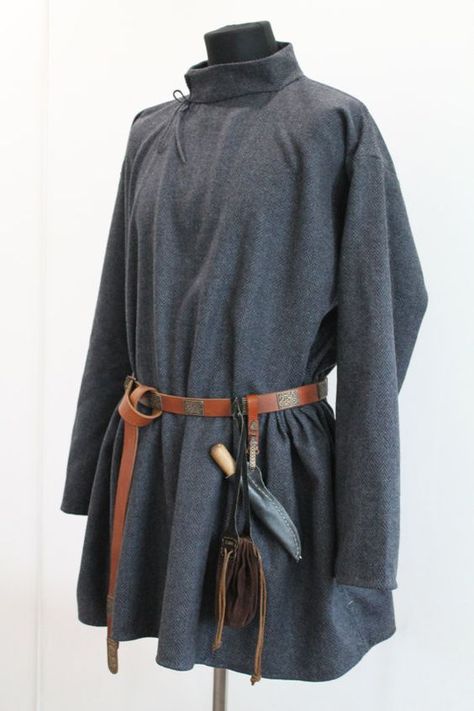 Mens Garb, Viking Tunic, Aged Clothing, Viking Garb, Medieval Clothes, Viking Clothing, Fantasy Clothes, Larp Costume, Clothing Reference