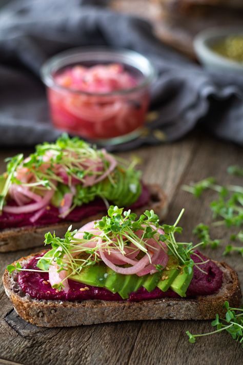 Beetroot Toast, Beet Butter, Microgreens Recipe, Toasted Bread, Pickled Veggies, Think Food, Red Onions, Eating Raw, Sourdough Bread