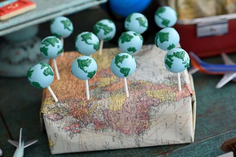 Travel Birthday Party Ideas | Photo 9 of 13 Travel Birthday Party, Globe Cake, Ideas Birthday Party, Travel Baby Shower Theme, Travel Baby Showers, Travel Cake, Travel Birthday, Travel Party Theme, Adventure Baby Shower