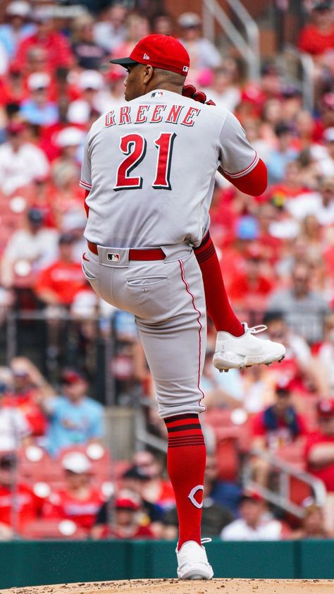 Cincinnati Reds Baseball, Go Red, Reds Baseball, National League, San Diego Padres, Sports Photography, San Francisco Giants, Cincinnati Reds, Major League Baseball