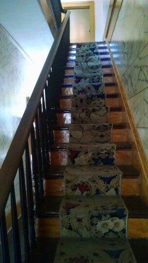 Whaley House staircase, ascending. Haunted Places In California, Whaley House, Real Ghost Photos, Paranormal Aesthetic, Houses In America, Old Town San Diego, House Staircase, Haunted History, Spooky Places