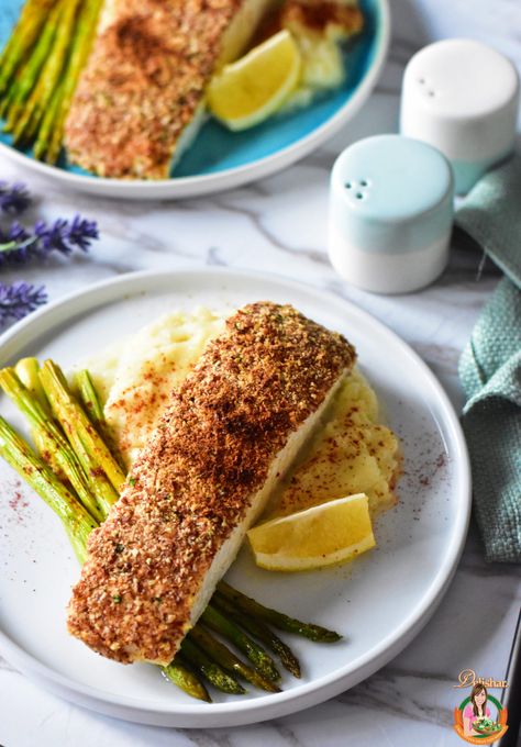 Almond Crusted Halibut with Cauliflower Mash - Delishar | Singapore Cooking, Recipe, and Food Blog Almond Crusted Halibut, Crusted Halibut, Tiger Blood, Whole30 Diet, Halibut Recipes, Cauliflower Mash, Mash Recipe, Chile Sauce, Almond Crusted