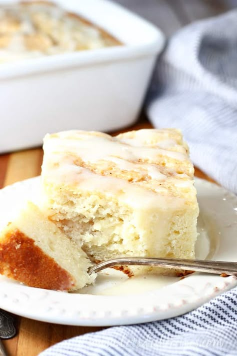 Overnight Muffins, Cooking With Eggnog, Eggnog Bars, Baking With Eggnog, Leftover Eggnog Recipes Baking, Eggnog Loaf Cake, Eggnog Dessert Recipes, Egg Nog Desserts Recipes, Best Cake