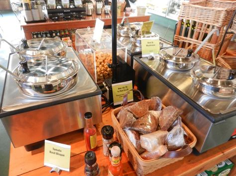 Soup Bar? Help your customers take it to-go with Soup N Serve! Deli Ideas, Tomato Basil Bisque, Soup Store, Soup Bar, Fast Foods, Cafe Ideas, Food Pics, Dinner Themes, Wedding Bar