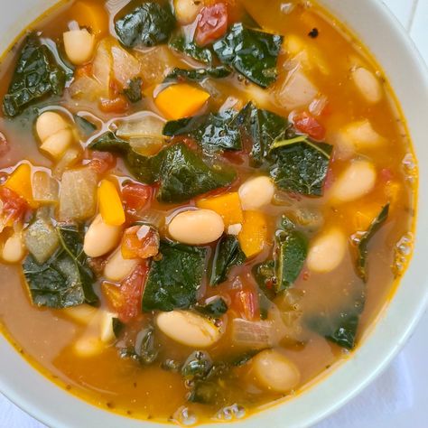 Kale and Cannellini Bean Soup Cannellini Bean Soup, Cannellini Beans Soup, Cannellini Beans Recipes, Recipe With Garlic, Cannellini Bean, Bean Soup Recipe, Canned Tomatoes, Bean Soup Recipes, Garlic Recipes