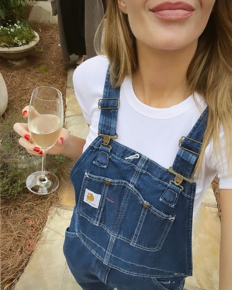 May I order the parenting version of the farming I did last week? | Instagram Courtney Core, Courtney Grow, Fashion Gal, Sassy Outfit, Denim Day, Grow On Instagram, May I, Evening Attire, Spring Summer Outfits