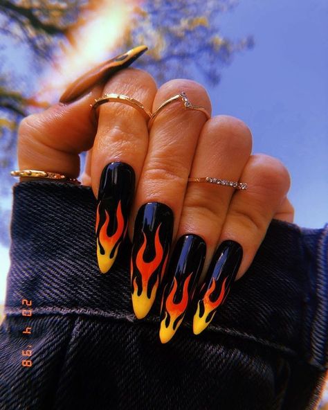 Flame Nail Art, Black Acrylic Nails, Punk Nails, Edgy Nails, Long Acrylic Nails Coffin, Acrylic Nails Coffin Short, Short Acrylic Nails Designs, Hot Nails, Fire Nails