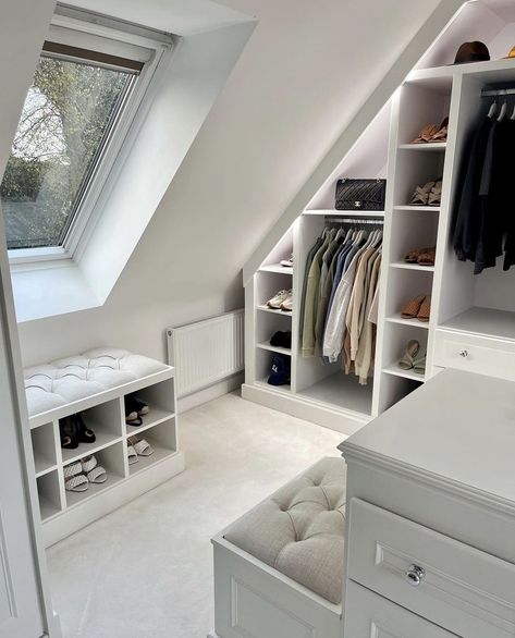 Built In Wardrobe Ideas Slanted Ceiling, Small Attic Ideas Low Ceilings Closet, Bedrooms With Angled Ceilings, Small Walk In Closet Ideas Sloped Ceiling, Pitched Roof Walk In Closet, Finished Attic Ideas Bedroom, Slanted Roof Wardrobe Ideas, Sloped Wardrobe Ideas, Fitted Wardrobes Loft Bedroom