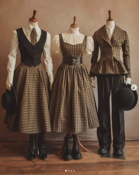 Academia Style, Academia Fashion, Old Fashion Dresses, Plaid Outfits, Vintage Inspired Outfits, Dress Clothes, Fantasy Clothing, Old Fashion, Historical Fashion