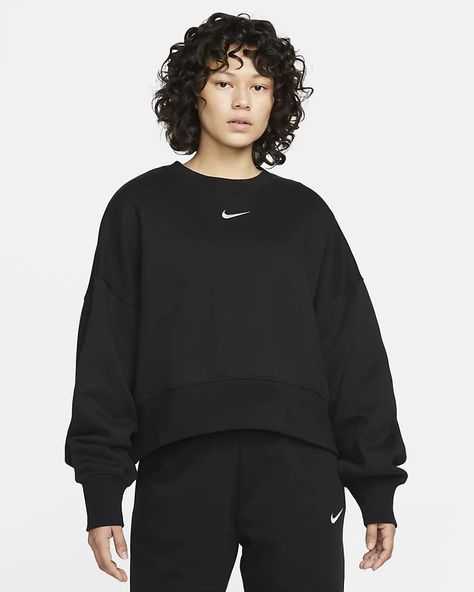 Nike Sportswear Phoenix Fleece, Sporty Pants, Cropped Crewneck, Nike Fleece, Oversized Crewneck, Loungewear Luxury, Womens Crewneck, Crew Neck Jumper, Black Nike