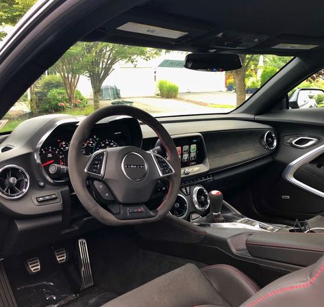 Interior of the Chevrolet Camaro ZL1 1LE painted in Nightfall Grey Metallic Photo taken by: @cam.cohen on Instagram Owned by: @cam.cohen on Instagram Chevrolet Interior, Black Camaro Interior, Chevrolet Camaro Interior, Camaro Car Interior, Zl1 Camaro Interior, Camaro Zl1 Interior, Camaro Zl1 1le, Camaro Rs 2017, 2016 Camaro Ss