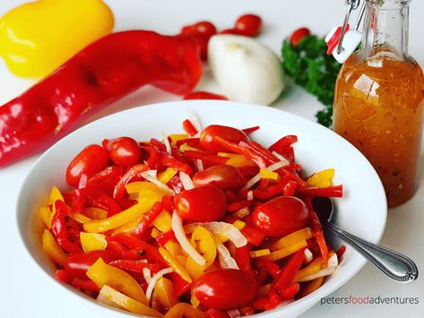 Sweet Pepper Salad Recipe, Sweet Pepper Salad, Bell Pepper Salad, Red Pepper Recipes, Picnic Side Dishes, Pepper Salad, Pepper Recipes, Picnic Bbq, Bell Pepper Recipes