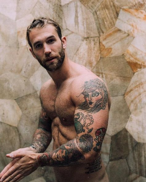 Andre Hamann, German Beauty, Greek Statue, Statue, Tattoos, Beauty