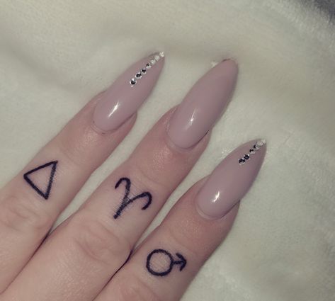 Fire, Aries and Mars Air Sign Tattoo Ideas, Aries Tattoo Finger, Mars Tattoo Aries, Mars Symbol Tattoo, Aries Finger Tattoo, Aries Nail Art, Aries Tattoo Designs, Mars Tattoo, Aries Zodiac Tattoos