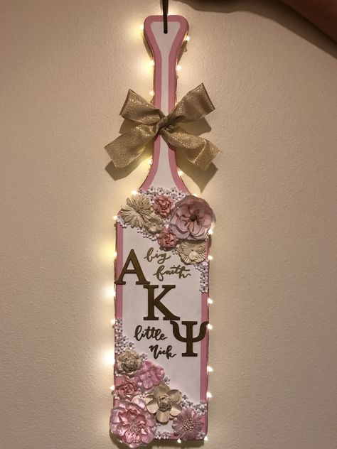 #Akpsi #fraternity #sorority #greeklife Paddle Decor Ideas Sorority, Paddles For Big Sorority, Pink Sorority Paddle, Sorority Paddles Unique, Cute Sorority Paddles, Sorority Paddles Ideas, Paddle Sorority Big, Paddle Sorority, Paddles Sorority