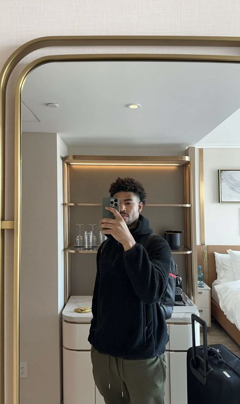 Quentin Grimes, Black Men Hairstyles, Cute Pastel Wallpaper, Godly Man, Aesthetic Guys, New Dolls, Streetwear Men Outfits, Man Photo, Future Husband