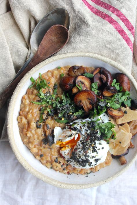 Barley Miso Porridge Healthy Cooked Breakfast, Savory Porridge, Savory Oatmeal, Slow Cooker Breakfast, Yummy Healthy Breakfast, Porridge Recipes, Food Crush, Charlotte Bronte, Healthy Diet Recipes