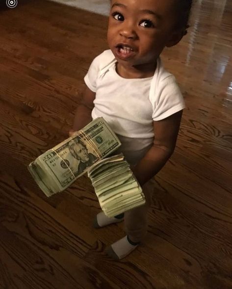 Kids With Money Pfp, Kids Holding Money Pfp, Cash App App Icon, Cash App Money Balance, App Name Ideas, Cash App Logo, Insta Pfp Ideas, Cash App Name Ideas, Cash App Balance