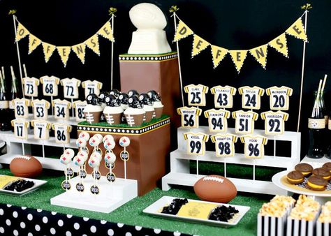 Football candy table Super Bowl Sweets, Football Desserts, Football Candy, Superbowl Party Ideas, Super Bowl Ideas, Super Bowl Party Ideas, Football Banquet, Football Party Ideas, Football Parties