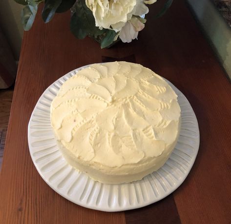 Vanilla Cake With Bavarian Cream Filling, Bavarian Bliss Cake, Snowy Bavarian Bliss Cake, Bavarian Cream Cake Recipe, Bavarian Cream Cake, Dutch Cake, Bavarian Cream Filling, Cream Filling Recipe, Bavarian Cream