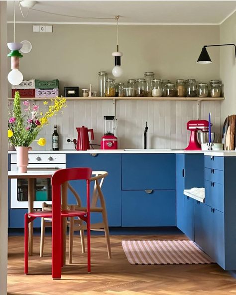 Frida | Danish Homedeco (@danish_homedeco) • Instagram photos and videos Blue Kitchen Interior, Sp Studio, Plum Living, Danish Interior, Cool Dorm Rooms, Blue Kitchen, Blue Kitchens, Apartment Inspiration, Cafe Interior