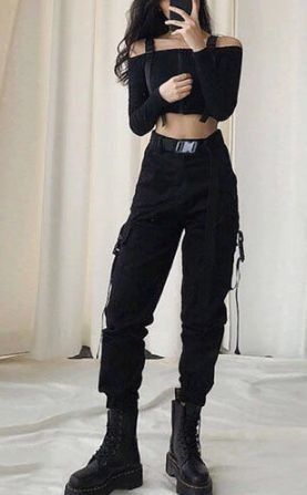 Celana Jogger Wanita, Mode Harajuku, Egirl Fashion, E Girl Outfits, Goth Outfit, Mode Chanel, Tomboy Style Outfits, Korean Girl Fashion, E Girl