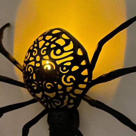 Halloween Spider Decor, Diy Spider Web Decoration, Dollar Tree Spider, Dollartree Diy, Spider Wall, Spider Wreath, Halloween Arts, Scary Halloween Decorations Outdoor, Battery Tea Lights