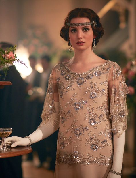 The Enchanted Garden - Gaite Jansen as Duchess Tatiana Petrovna in Peaky... Tatiana Petrovna, Peaky Blinders Outfit Women, Gaite Jansen, Peaky Blinders Outfit, Peaky Blinders Hair, Peaky Blinders Fashion, Peaky Blinders Dress, Costume Peaky Blinders, Peaky Blinders Tv Series