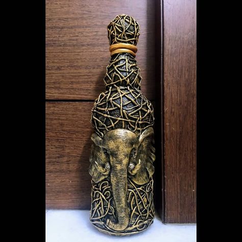 Mouldit Bottle Art, Clay Bottle Art, Mouldit Clay, Plastic Bottles Crafts, Clay Bottle, Clay Ganesha, Dark Art Photography, Butterfly Art Painting, Bottle Decoration