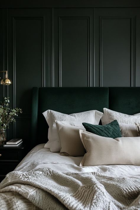 Hunter Green Interior Design, Dark Grey Green Bedroom, Grey And Dark Green Bedroom, Green Main Bedroom, Green Headboard Bedroom Ideas, Deep Green Bedroom, Dark Green Bedroom Decor, Green And Black Bedroom Ideas, Dark Green And Black Bedroom