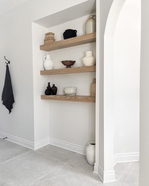 Recessed Wall Niche Decor, Recessed Shelves Bathroom, Recessed Wall Shelves, Floating Shelves Ideas, Wall Floating Shelves, Recessed Wall Niche, Square Wood Coffee Table, Arched Doorway, Recessed Shelves