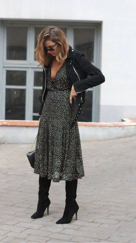 Long Skirt With Tall Boots, Fall Modest Dresses, Sick Fits, Office Outfit, Outfits 2023, Church Outfits, Black Women Fashion, Hello Gorgeous, Story Inspiration