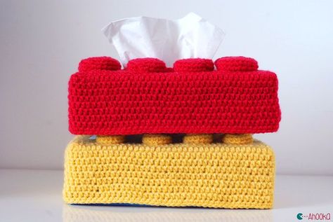 crochet lego ladrillo por ahooka Lego Crochet, Tissue Box Cover Crochet, Crochet Lego, Confection Au Crochet, Creative Crochet, Crochet For Home, Tissue Box Cover, Easy Knitting Patterns, Tissue Holder