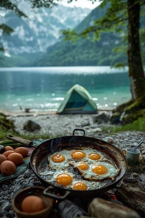 Simple Camping Meals, Camping Food Hacks, Camping Dinner Ideas, Camping Lunch Ideas, Camping Goals, Easy Camping Food Ideas, Easy Camping Food, Lunch Ideas Easy, Airbnb Photography